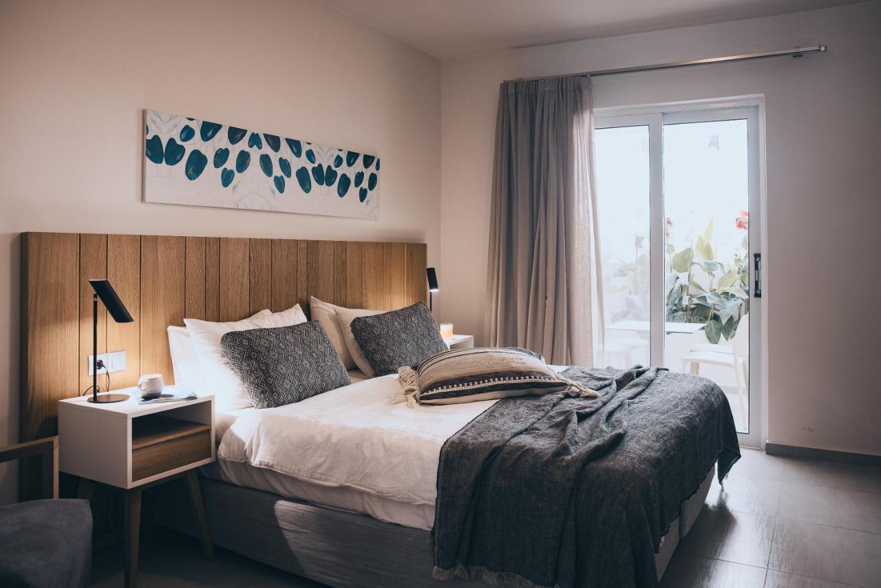 More Meni Residence & Suites 코스 타운 외부 사진